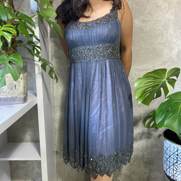 Adrianna Papell Dresses & Skirts - Adrianna Papell beaded evening dress
